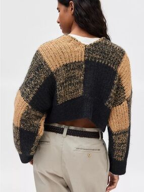 BDG Cropped cardigan sweater